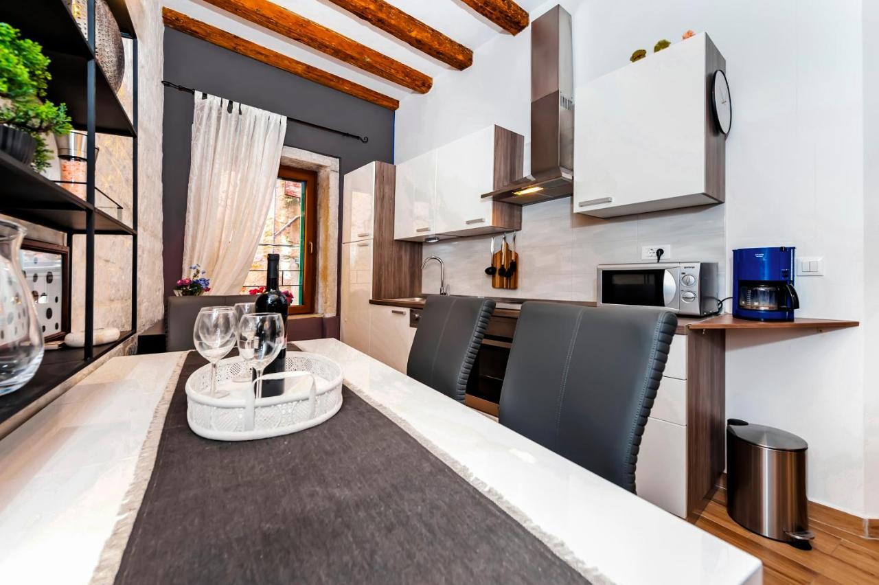 Luxury Kastela Antika Apartamento *